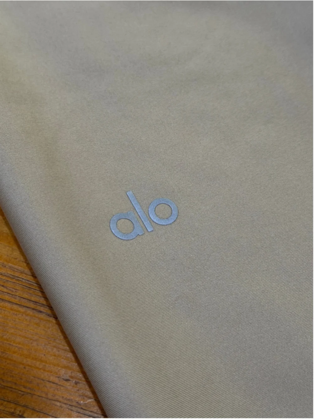 Alo Yoga 7/8 High-Waist Airlift Leggings Gravel Size Medium